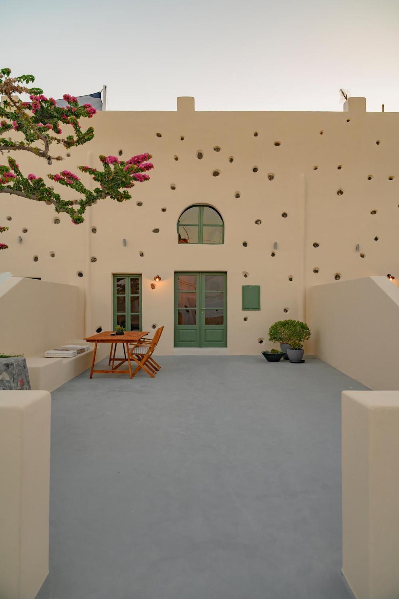 Elements Cave Suites Megalokori Exterior foto