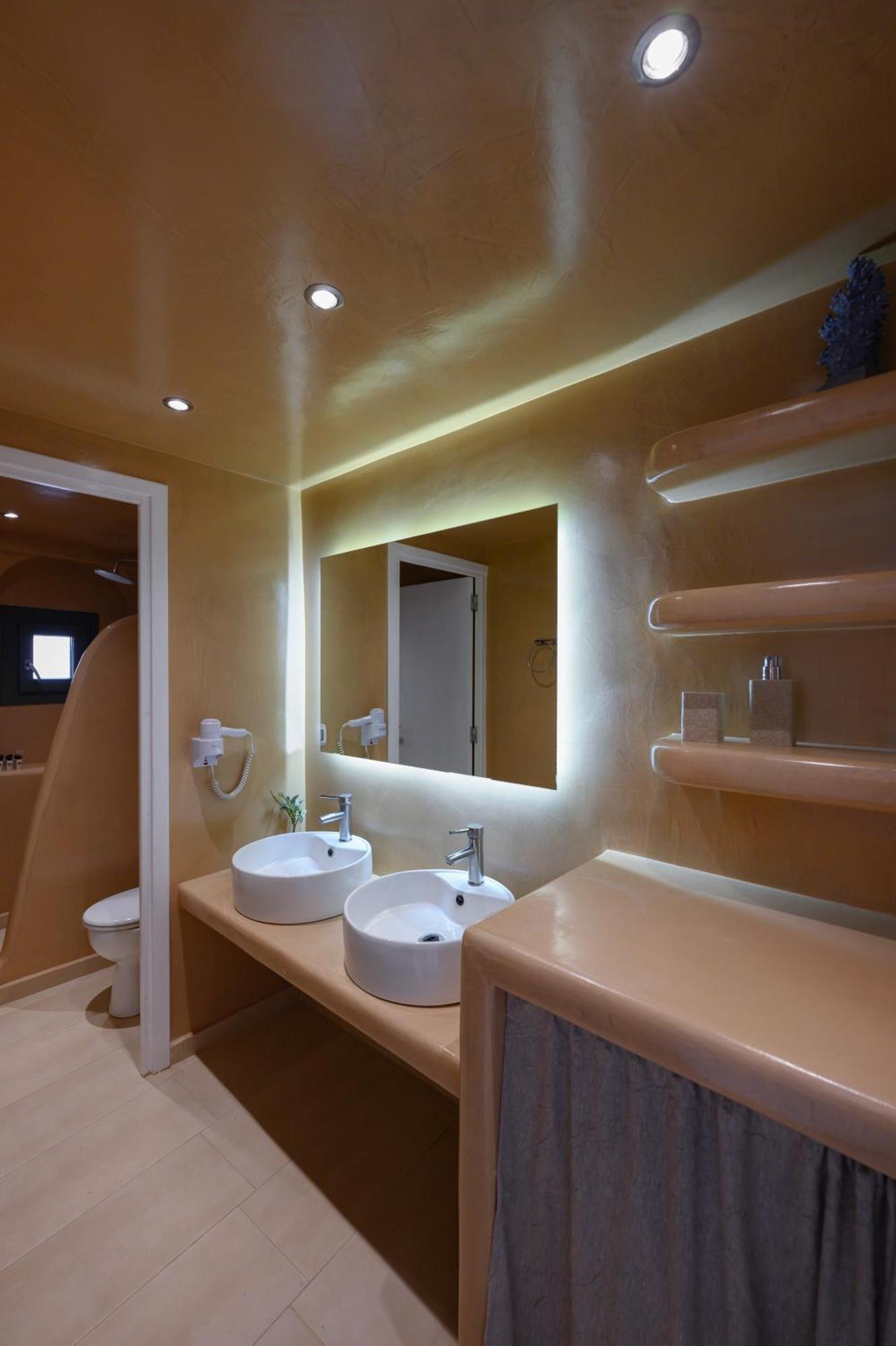 Elements Cave Suites Megalokori Habitación foto
